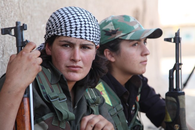 kurdish-women-fighters1
